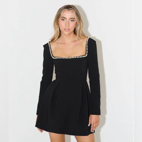 Odd MUSE Dresses & Skirts - Odd MUSE London black with white pearl neckline accent dress size extra large